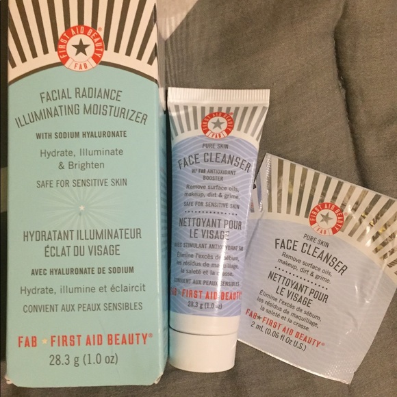 First aid beauty lot - Picture 2 of 3